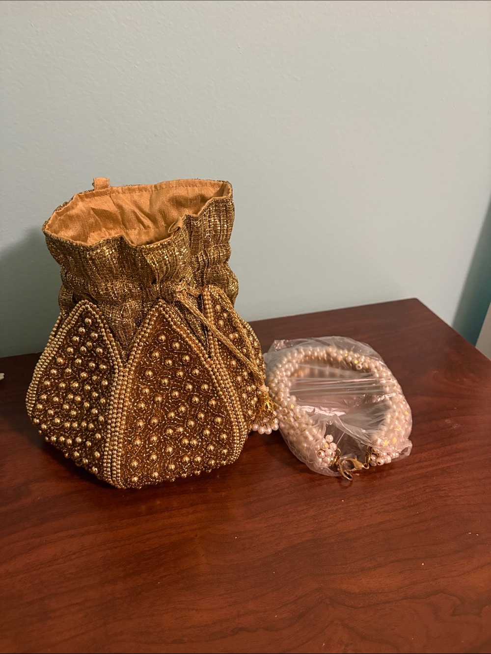 Ramla Leyla Clutch